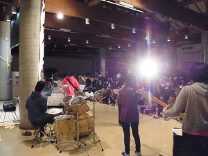 音楽部の演奏。