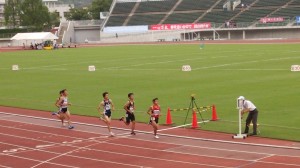 2年の山上君の走り（800ｍ）