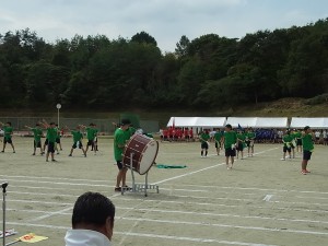 応援合戦「緑組」。