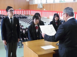 日本私立中学高等学校連合会会長賞（森さん）