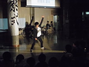 続いてダンス同好会。