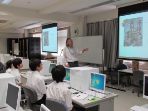 理学部の応用数学科研究室の見学。