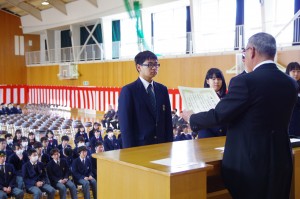 日本私立中学高等学校連合会会長賞（３年大関君）