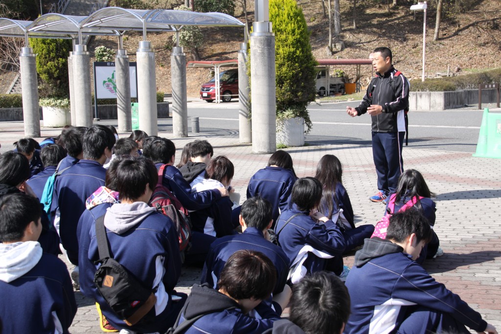 桑村先生からの話があった後、出発！