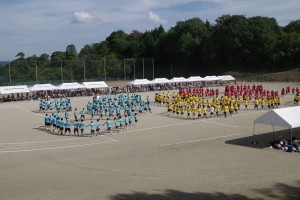 最後は、全員で「うらじゃ」踊り。