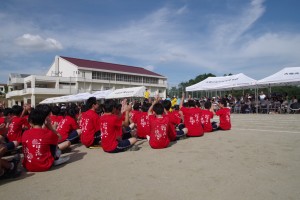 総合優勝は「赤組」でした。