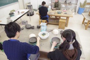 陶芸デザインコース（皿づくり）