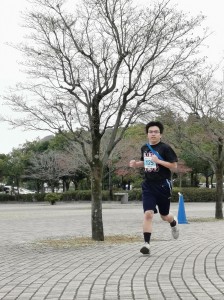 軽快な走りでした生田選手（３年生）