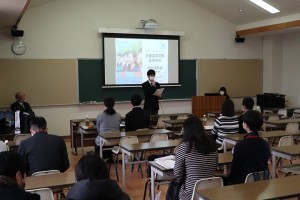 生徒代表からもご挨拶とご説明(体験談など)。