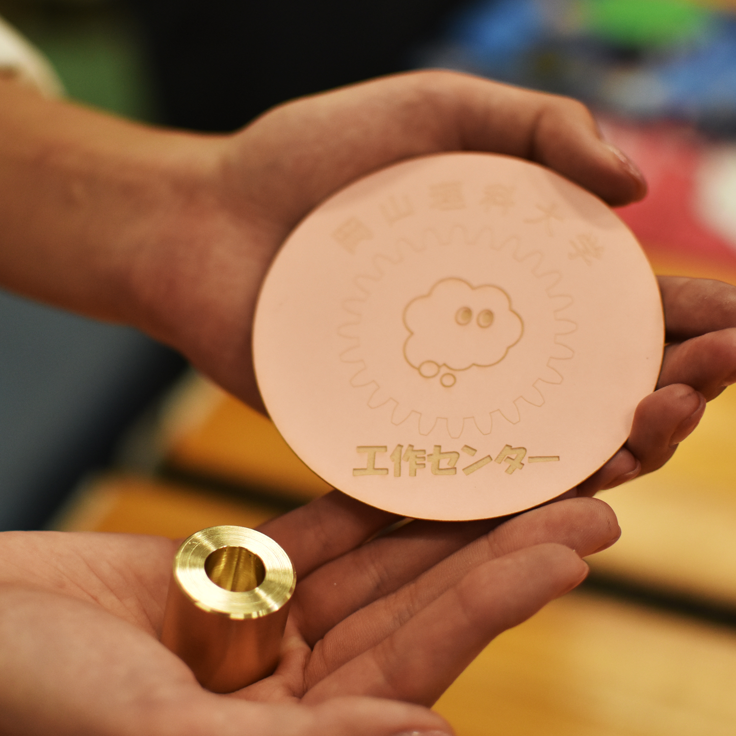 金属やプラスチックなど、自由自在に加工できます!