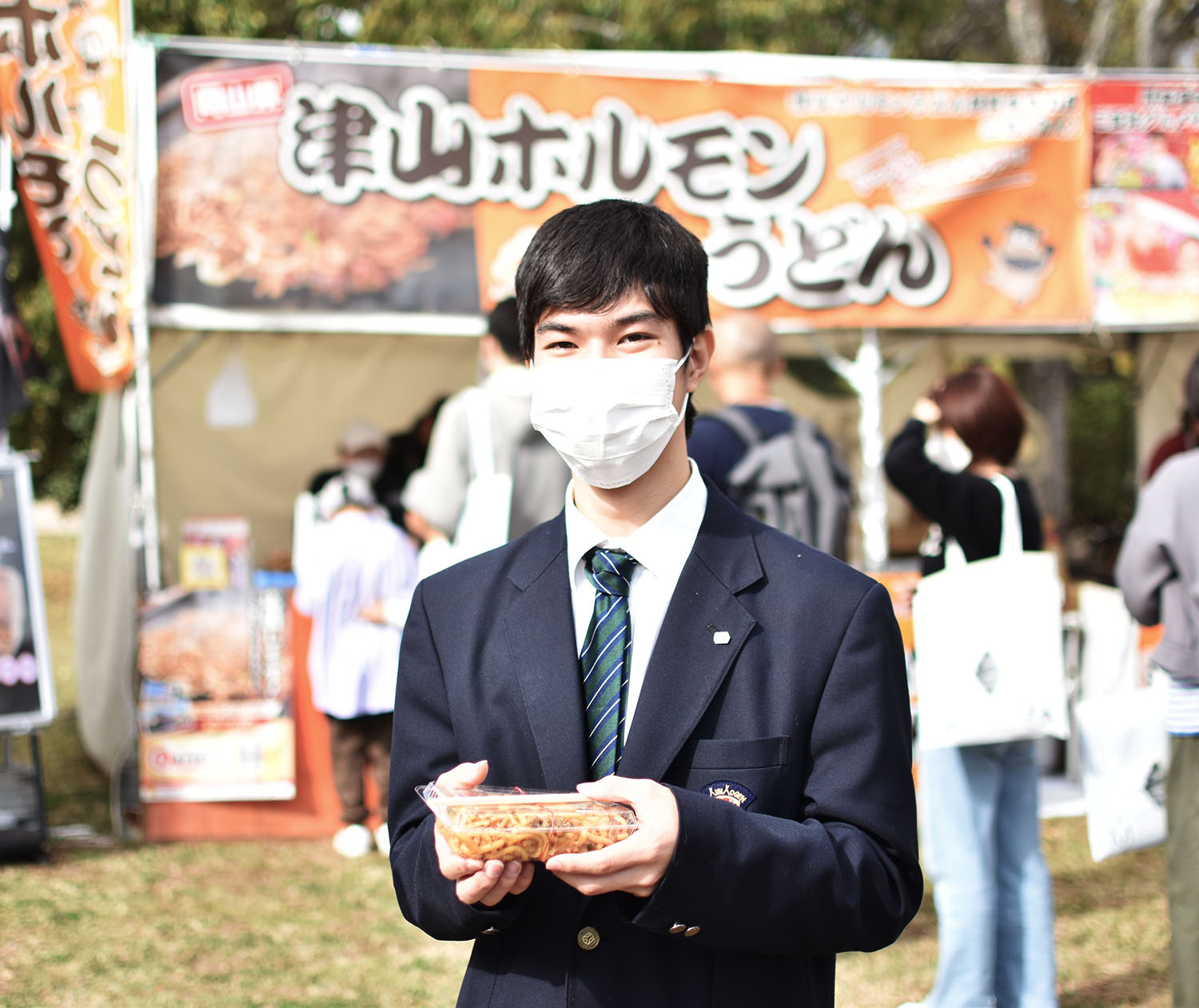 今日はお昼ごはんも楽しみの一つです!