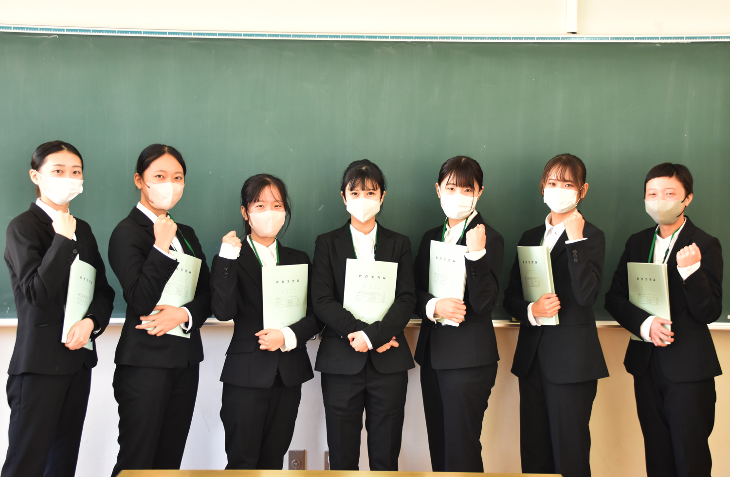 倉敷芸術科学大学から7名の実習生がやってきましたよ!気合十分です!