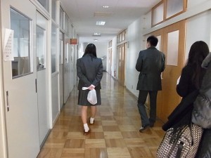 寮の見学（女子寮）。