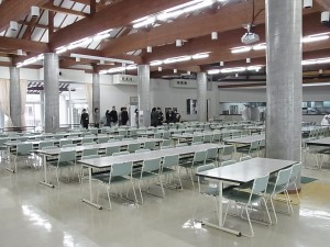 寮の食堂の見学。